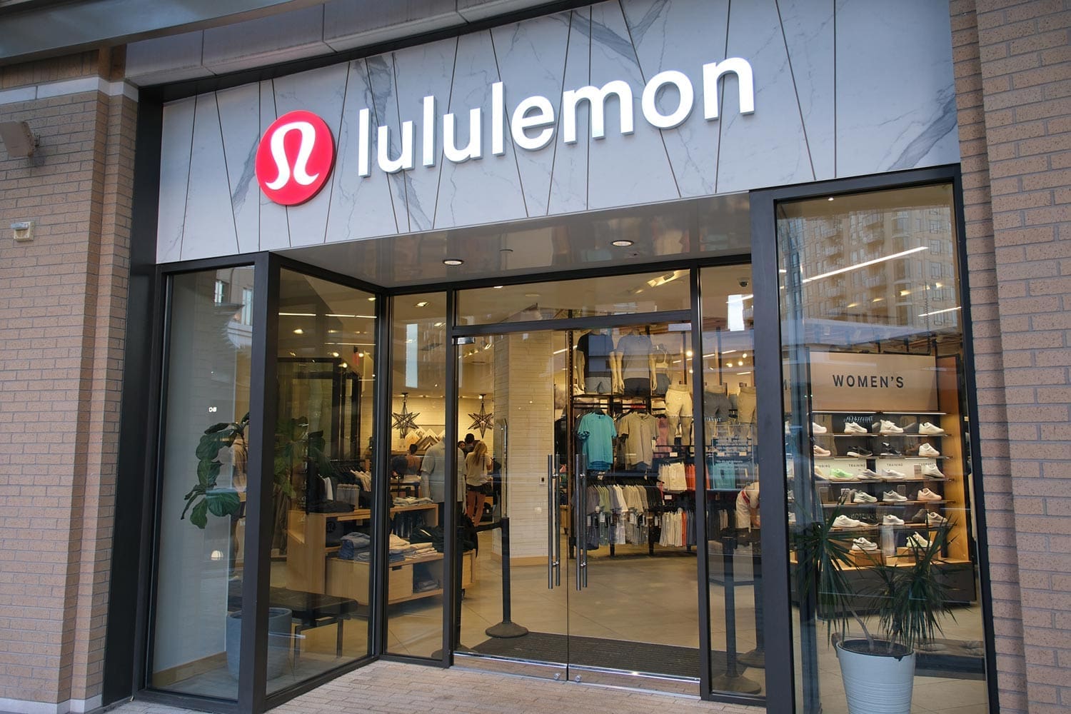 Featured image for Lululemon Military Discount, showing the front of a Lululemon store
